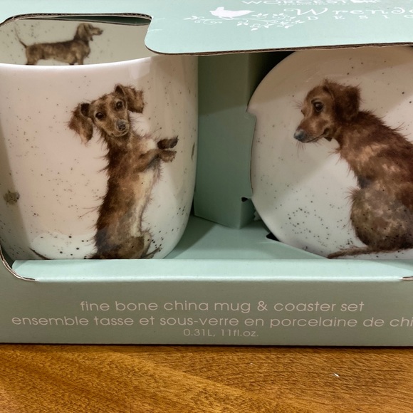 NWT. Royal Worcester, mug and coaster set. - Picture 2 of 9